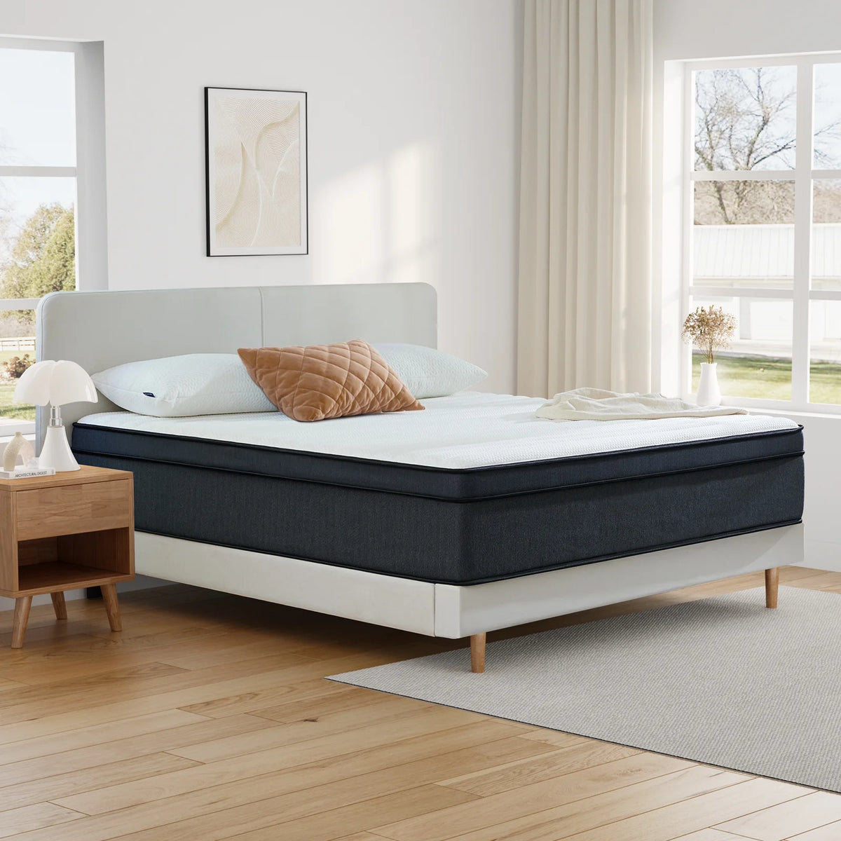 Queen 12 inch Medium Plush Hybrid Innerspring Mattress D7904