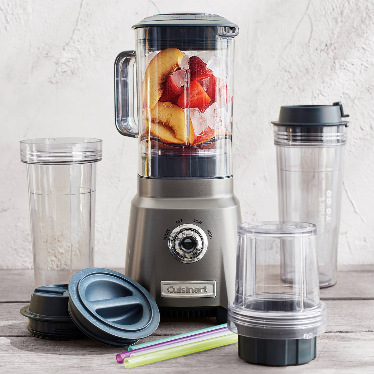 Compact Juicing Blender V8510