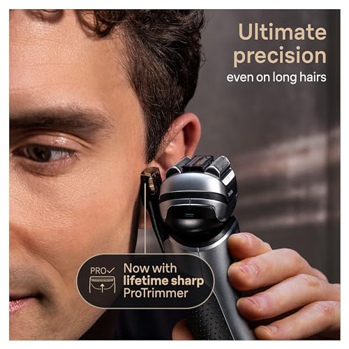 Electric Razor with 5 Pro Shaving Elements and ProComfort Head, 6in1 SmartCare Center, Charging Stand U680