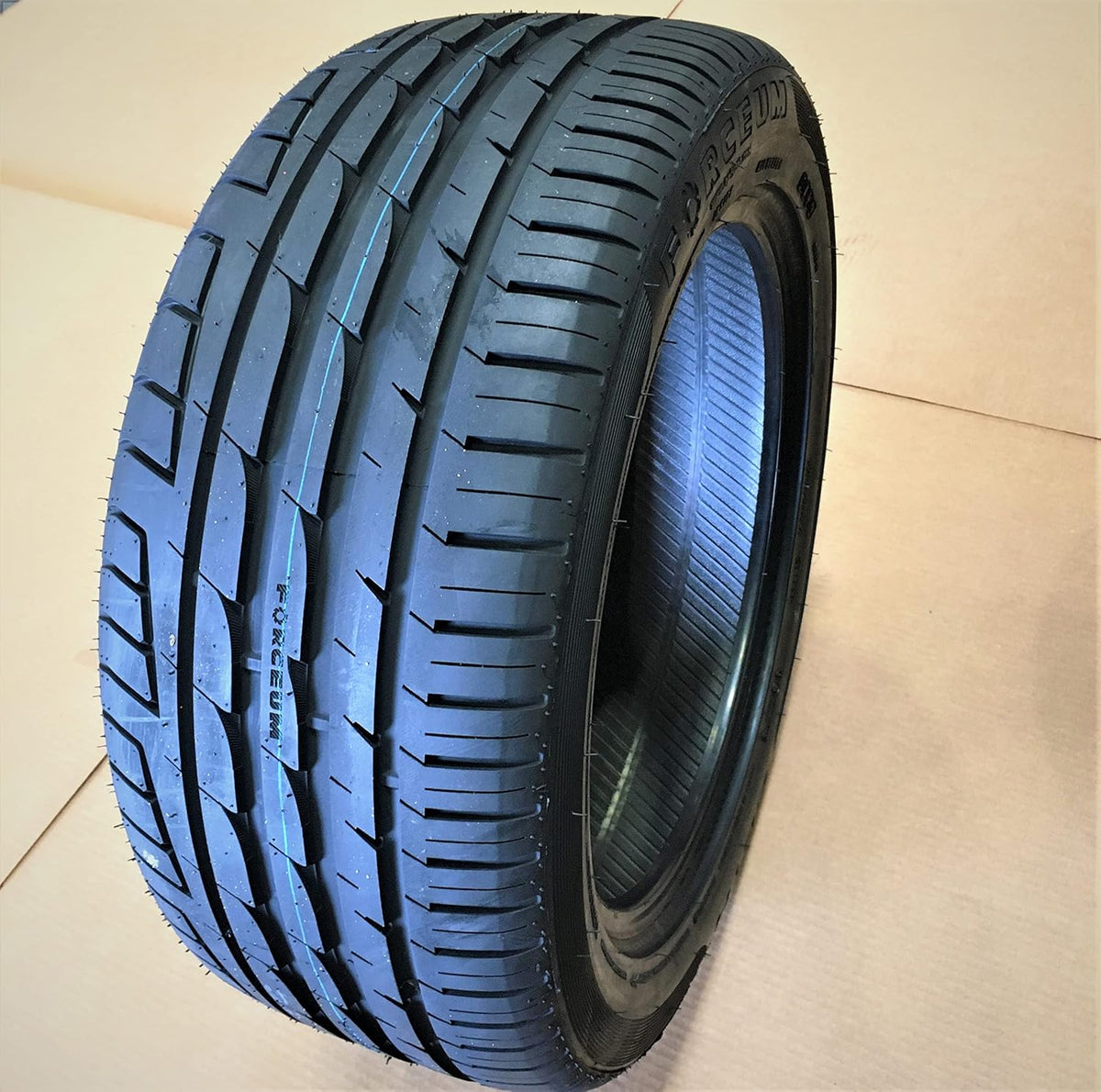 Set of 2 All-Season High Performance Radial Tires 245/40R20 O1763